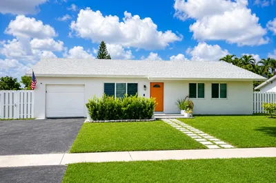 11100 NW 25th Court 1