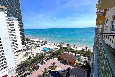 Wide view of ocean from Wraparound balcony