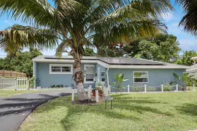 9277 Bloomfield Drive 1