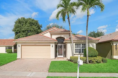 5737 Royal Club Drive 1