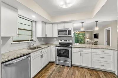 1555 S Federal Highway #203 1