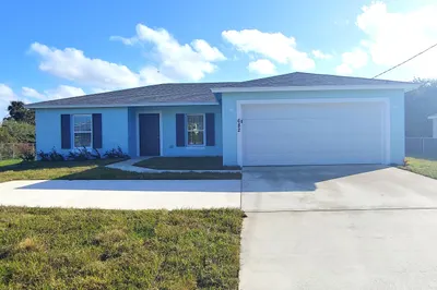 682 SW Paar Drive 1
