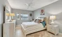 1082 Exeter E Photo