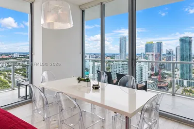 79 SW 12th St #3312-S 1