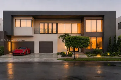 7423 NW 102th Ct 1