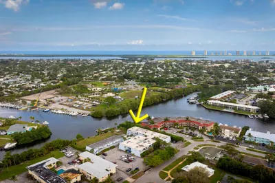 725 Hummingbird Way #106 1