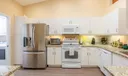 1369 SW Greens Pointe Way Photo