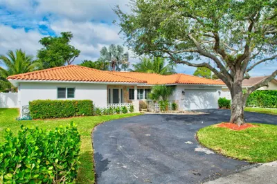 869 NW 6th Terrace 1