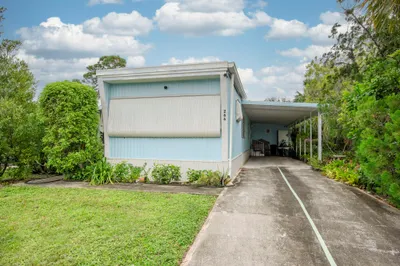 266 SE Trafalgar Terrace 1