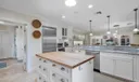 200 Cascade Lane Photo