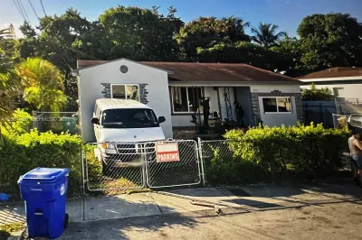 1450 NW 35th St 1