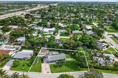 415 SW 7th Court 1