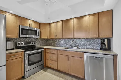 361 Wellington J 1