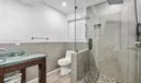 220 Hampton Ln Photo