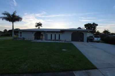 2950 SE San Jeronimo Road 1
