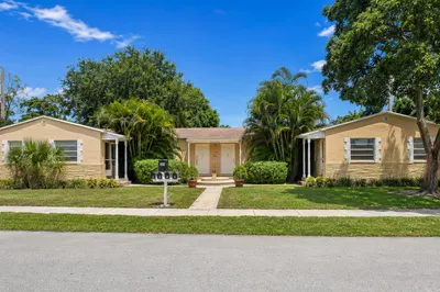 916 SW 8th Avenue #1-4 1