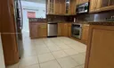 551 E 60th St Photo