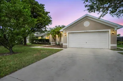 752 46th Square 1