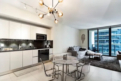 1010 Brickell Ave #2508 1