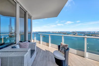 2020 N Bayshore Dr #3902 1