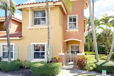 975 SW 143RD #1507 1