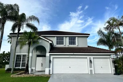 2396 SW 183rd Ter 1