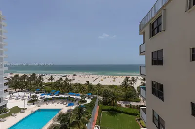 1623 Collins Ave #915 1
