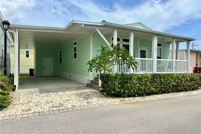 173 NE Portside Drive 1