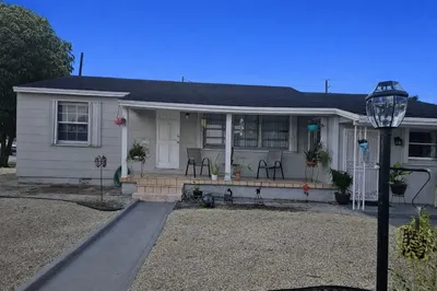 3500 NW 12th Street 1