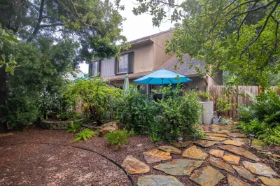 9057 Green Meadows Way 1