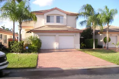 9921 NW 31st St #9921 1