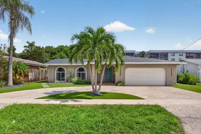 1717 NW 36th Court 1