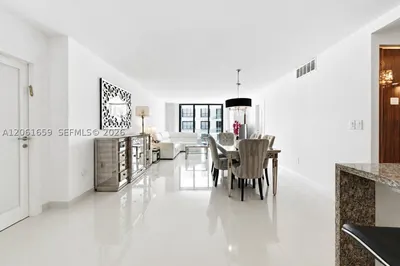9801 Collins Ave #10V 1