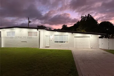 27000 SW 145th Ave 1