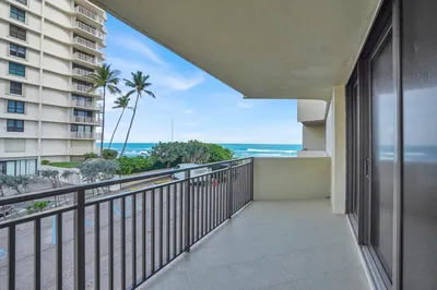 5460 N Ocean Drive #1d 1