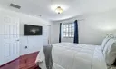 5928 Glasgow Way Photo