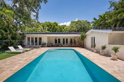 1000 S Alhambra Cir