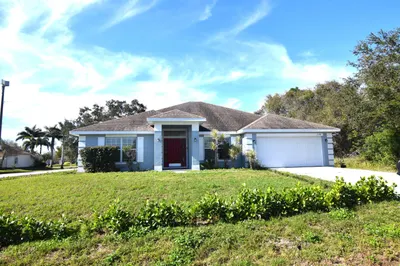 2198 SW Cameo Boulevard 1