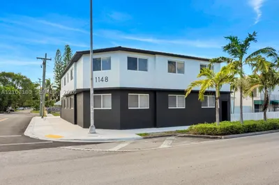 1148 SW 27th Ave #4 1