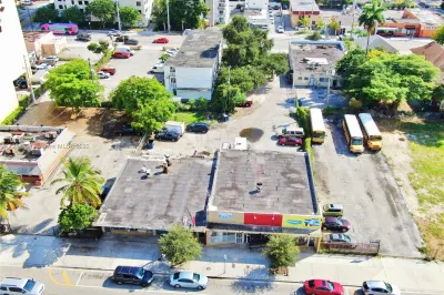 840 W Flagler St 1