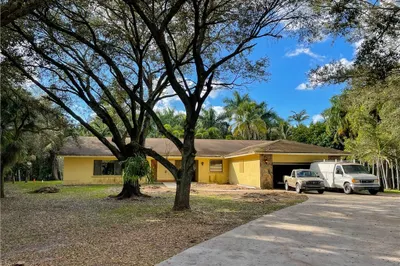 6541 Melaleuca Rd 1