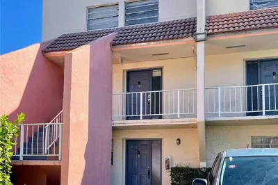3751 NW 115th Way #Unit 9 Building 3 1