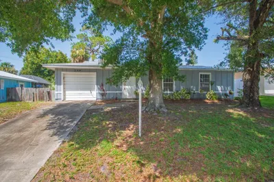 2309 NE 13th Court 1