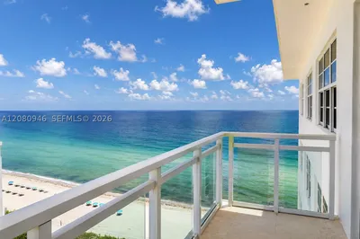 6917 Collins Ave #PH04 1