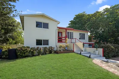 220 NW 42nd Street 1
