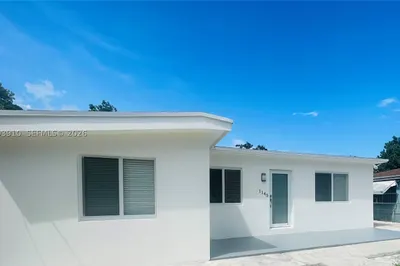 1145 NW 25th St 1