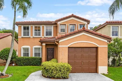 4303 NW 1st Drive 1