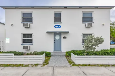 717 2nd Ave #5 1