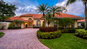 Just Listed | 2 Aiden Court
