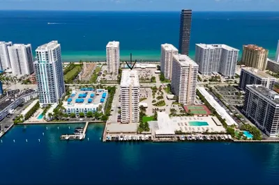 1965 S Ocean Dr #11K 1